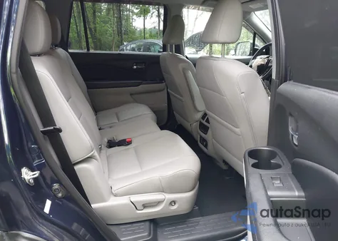 2016 Honda Pilot Touring z USA, uszkodzony, nr VIN 5FNYF6H9XGB034420